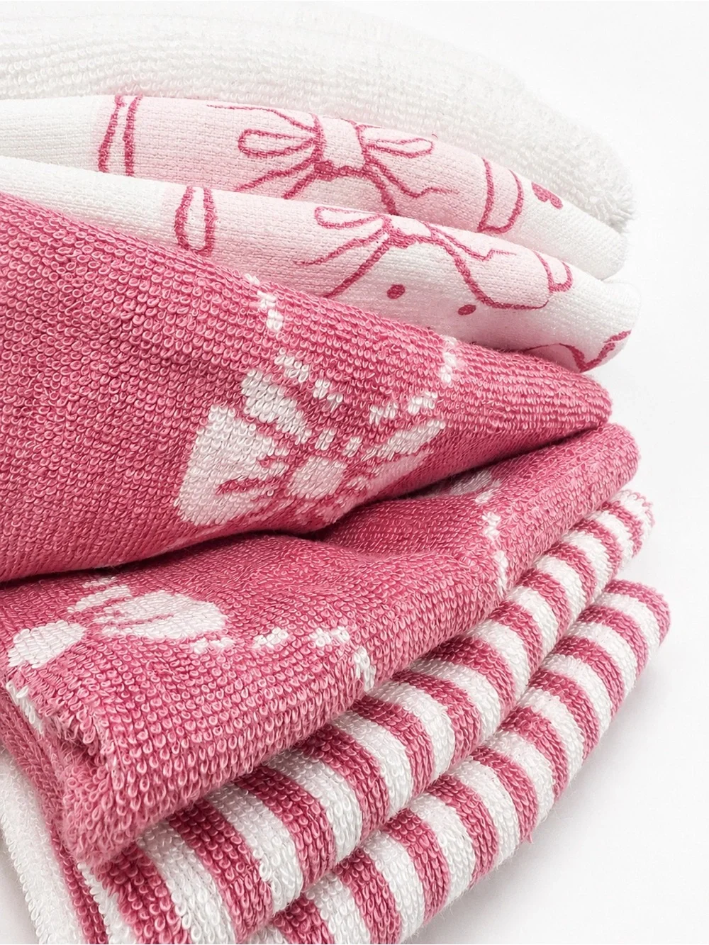 Member's Mark White and Pink Embroidered Kitchen Towel Set